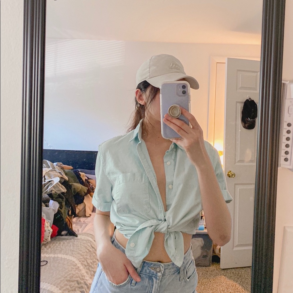 Minty Cropped Shirt